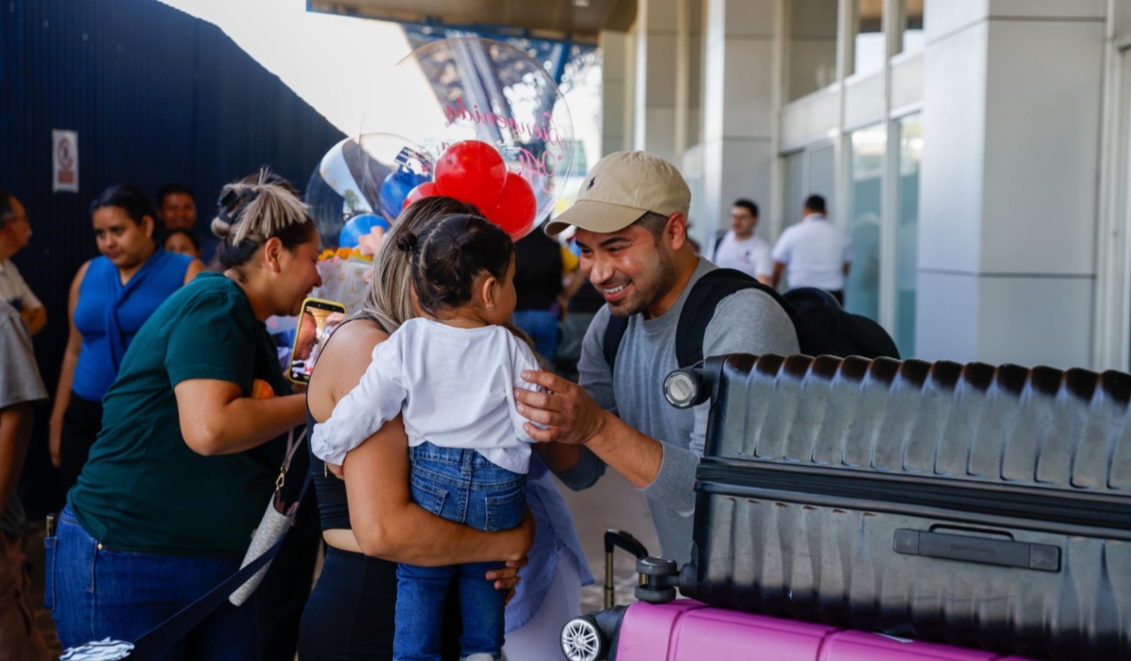 corsatur-proyecta-42-millones-llegadas-de-visitantes-internacionales-a-el-salvador-en-2026